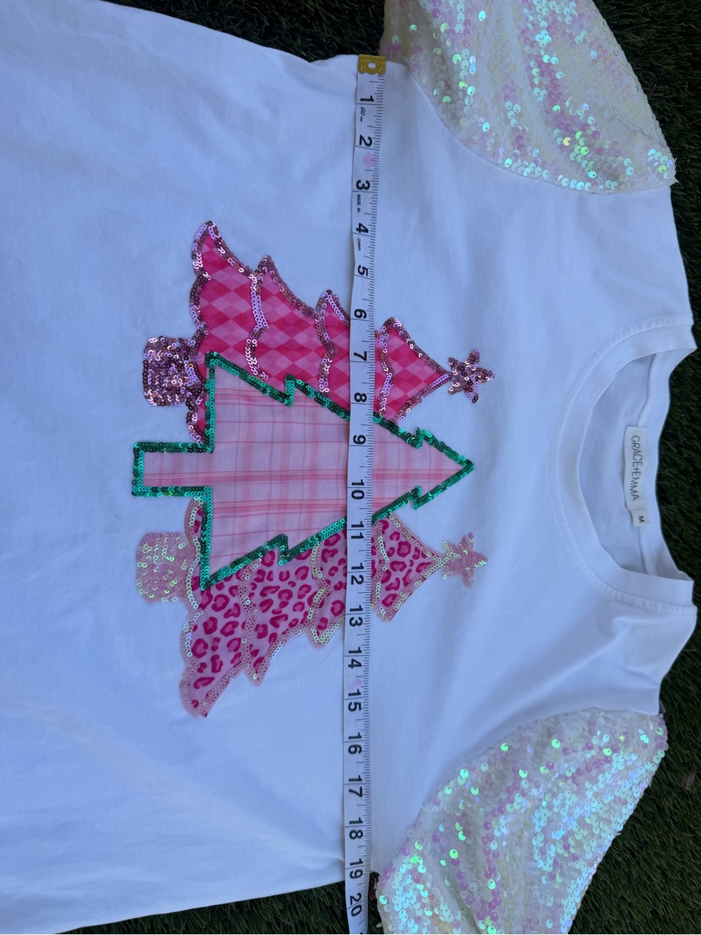 Festive Holiday Pink Sequin Tree Appliqués Puff Sleeves White Tee - Picture 5 of 7